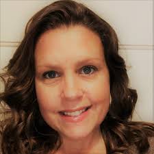 Sara Rhoads's Instagram, Twitter & Facebook