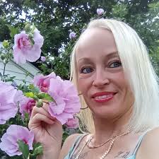 I am in search of two yearbooks. I will pay for them