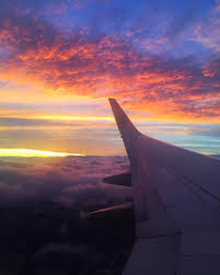 Elenipaneras That S A Pretty Sick Plane Wing Melbourne To Sydney Qantas Sydney Sunset Plane Window View Pretty Sky Airplane Window