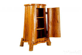 Weitere ideen zu schrank, hausbar, barschrank. Windalf Rustikale Hobbit Minibar Marach 102 Cm Rustikaler Holzschrank Handarbeit Aus Wurzelholz Rustikale Kommoden Schranke Als Nachtkastl Oder Fur Sussigkeiten Windalf