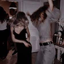 Enter any spotify playlist link to see analysis of its top genres, mood, artists, decades and more interesting statistics and facts. Cuadros Para Parejas Spotify Novocom Top