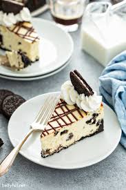 I like to transfer the cool whip into a piping bag and pipe the cool whip on top of each parfait. Easy And Incredible Oreo Cheesecake Belly Full