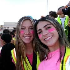 Hi guys!! My name is Lexi and I'm from Austin, Texas!! I'm not 100%  committed to UofArk, but it is definitely one of my top choices. I plan