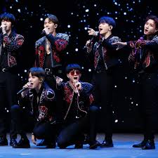 Since then, fans have been waiting for cj enm to confirm a wanna one comeback. Kcon Tact 2020 9 Best Moments From Monsta X Txt Ateez Itzy And More Teen Vogue