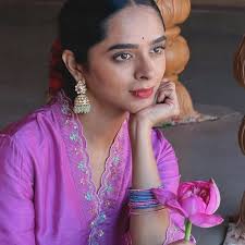 Hasini Reddy (తారా) 💫🧿 (@hasiniyellareddy) • Instagram photos and videos