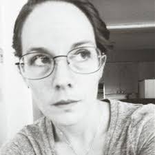 Deirdre Bentley's Instagram, Twitter & Facebook