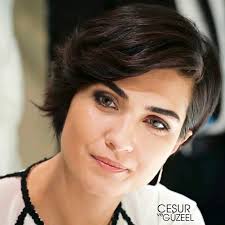 Pin By Sashafierce On Tuba Buyukustun Hair Styles Short Hair Styles Hair Beauty