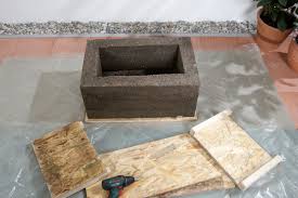 Blumenkübel blumentopf aus beton getränkten tüchern. Pflanzkubel Aus Torfbeton Selber Bauen Selbermachen De