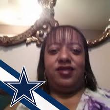 Pretty in pink, these raspberry rolls are made with fresh raspberries for  the best flavor. This recipe is dainty and sweet... perfect for Mother's  Day. Click