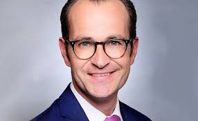 Berenberg holt Leiter Vertrieb