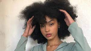 See how you can transition to all natural hair products, shampoo and conditioner. The 15 Best Natural Hair Transitioning Products You Need