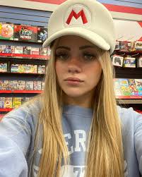 Sara Stubbs (@sara.reagann) • Instagram photos and videos