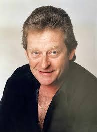 Peter Gillette's Instagram, Twitter & Facebook