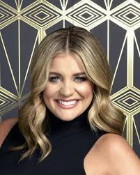 Lauren Alaina: Credits, Bio, News & More