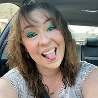 Ashlyn Harmon's Instagram, Twitter & Facebook