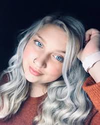 Olivia Starnes (@oliviastarnes_) • Instagram photos and videos