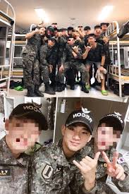 Kim Soo Hyun Smiles With Fellow Soldiers In Photos From Army Soompi Kim Soo Hyun Abs Kim Soo Hyun Kim