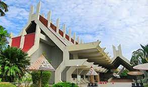 Bangunan bersejarah di sabah berikutnya masih terletak di kinabalu ini, yakni museum sabah. 10 Tempat Bersejarah Di Sabah Malaysia Paling Terkenal Alowisata