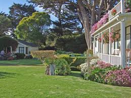 Originally this part of the pacific coast was a parcel of 160 acres in size and was bought, if you can hardly imagine, for the lofty sum of $300 in 1850 by a fellow named william curry. Zu Gast Bei Clint Eastwood Und Co Promi Hotels Weltweit Reisen Exclusiv