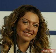 Geçtiğimiz haftalarda oyuncu aşkı kaan yıldırım ile ilişkisine yeniden şans verdiğini duyuran şarkıcı hadise, pandemi sürecinde sıkı bir sosy. Hadise Makyajsiz Haliyle Saskina Cevirdi Iste Unlulerin Makyajsiz Halleri Galeri Takvim