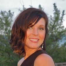 Sara Hayman's Instagram, Twitter & Facebook