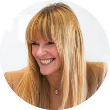 Janine Edwards's Instagram, Twitter & Facebook