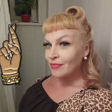 Loryn Brantz Books...