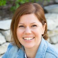 Amy Perna's Instagram, Twitter & Facebook