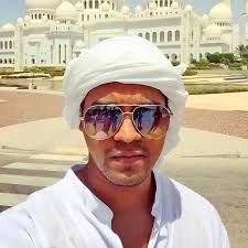 Yasir Ansari (@yas_ir_)