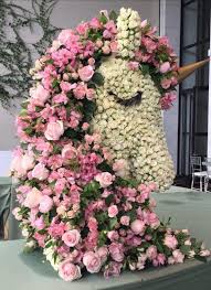 Unicornio Feito Por Fernanda Rosa Decoradora De Eventos De Porto Alegre Wow Z Nspi Unique Flower Arrangements Flower Arrangements Flower Decorations