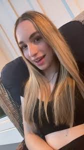 Paige Burt's Instagram, Twitter & Facebook