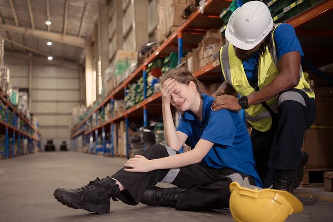 The 4 Things Not to Do If an Employee Is Hurt at Work - Work-Fit