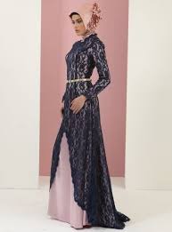 Dantel Kaplamali Abiye Elbise Lacivert Pudra Zehrace Aksamustu Giysileri The Dress Ve Elbise Modelleri