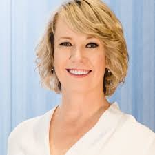 Vancouver Real Estate Agent: Dora Bergen, RE/MAX Crest Realty (South  Granville)