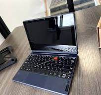 Lenovo 10w 82ST Tablet with detachable keyboard Snapdragon 7c Gen 2. NEW