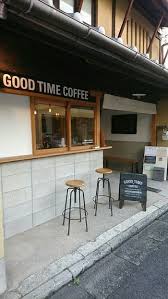 jr丹波口駅から徒歩10分 デザインオフィスが運営する築100年以上の町家を新しくリノベーションさせたコーヒースタンドです 和と洋が混在した佇まいは シンプルだけどとてもおしゃれです カフェのインテリアデザイン レストランのデザイン 小さなカフェのデザイン