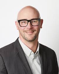 Janet Dilts's Instagram, Twitter & Facebook