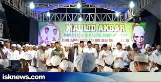 Jadwal terbaru habib syech a.a. Kerinduan Masyarakat Kudus Cair Saat Bersholawat Bersama Habib Syech Isknews Com