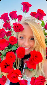 Bloom and Count Blessings 🌹#palmbeachhairstylist #flowers #palmbeach  #grateful