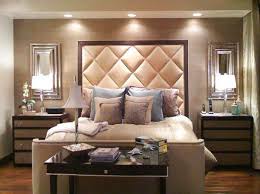 Ll découvrez notre sélection de têtes de lit commandez en ligne sur maisons du monde livraison gratuite en boutique retours gratuits. Une Tete De Lit Capitonnee Pour Un Beau Style De Votre Chambre A Coucher Archzine Fr Headboard Designs Headboards For Beds Bed Headboard Design