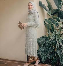 Daripada kebingungan pilih fashion item yang pas dan stylist, . Dress Kebaya Modern Hijab Off 62 Medpharmres Com