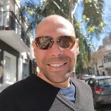 Ricardo Graham (@RicardoGraham)