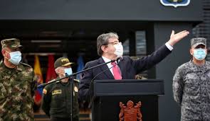 Todo sobre ministro de defensa, noticias en imagenes, fotos, videos, audios, infografias, interactivos y resumenes de ministro de defensa. Quien Sera El Ministro De Defensa Hoy Mindefensa Encargado Se Pronuncia Sobre La Muerte De Carlos Holmes Trujillo 6am Hoy Por Hoy Caracol Radio