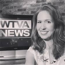 Emily Leonard's Instagram, Twitter & Facebook