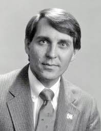 Robert Worthen's Instagram, Twitter & Facebook