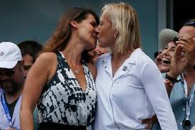 Navratilova was born martina šubertová in prague, czechoslovakia. Tennislegende Martina Navratilova Heiratsantrag Bei Den Us Open Gala De