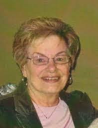 Geri Beal's Instagram, Twitter & Facebook