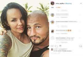 Moja walka 15 maja, link do ppv poniżej, proszę wykupujcie z mojego reflinka gdyż pieniążki z ppv przeznaczam dla marka piotrowskiego kamila wybrańczyk ретвитнул(а). Narzeczona Artura Szpilki Przypomniala Hitowe Nagranie Pary Ten Film Bawi Do Lez Krakow Eska Pl