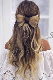 The styling opportunities for long hair are endless, but sometimes it can be all too easy to just get yourself into the same everyday hairstyle routine. 30 Super Cute Christmas Hairstyles For Long Hair Beautiful Hairstyles For Christmas Celebration Picture 3 See Mor Long Hair Styles Hair Styles Pageant Hair