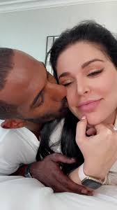 Finally got you all to myself @Hassan Elamin 🫶🏻❤️🤪 #monakattan  #hassanelamin #hubby #beyonce #husband #couplegoals #beyoncemyhusband